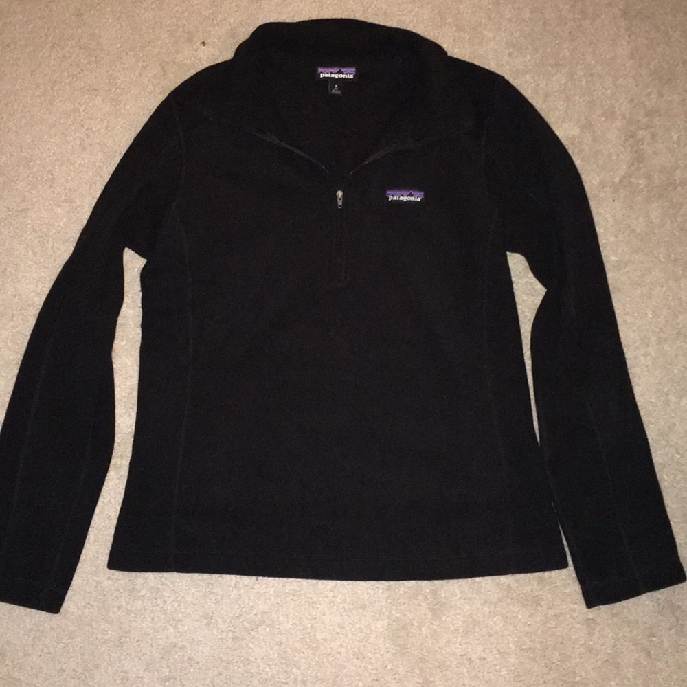 Black Patagonia 1/4 fleece